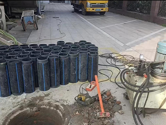 牧野PE置换管厂家 DN315置换管 非开挖管短管置换